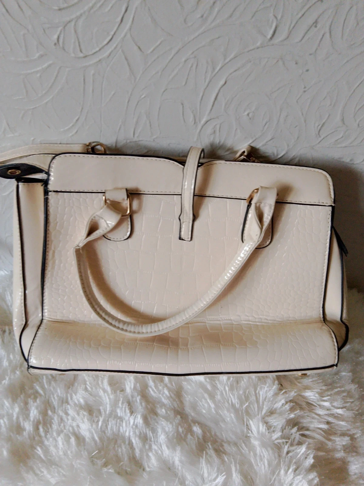 Bolso de mano con bandolera de imitación de cocodrilo – photo 6